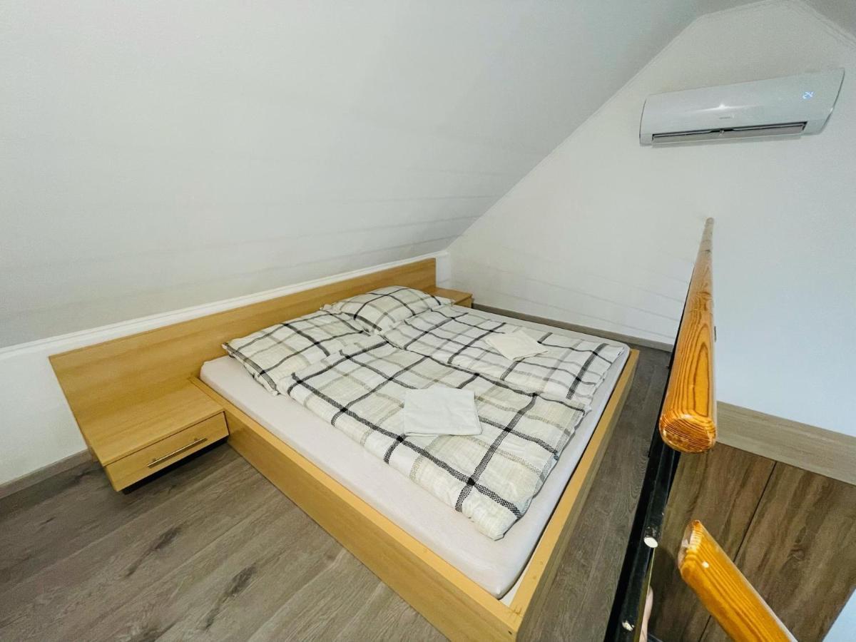 Marcell Apartman Jula Exterior foto