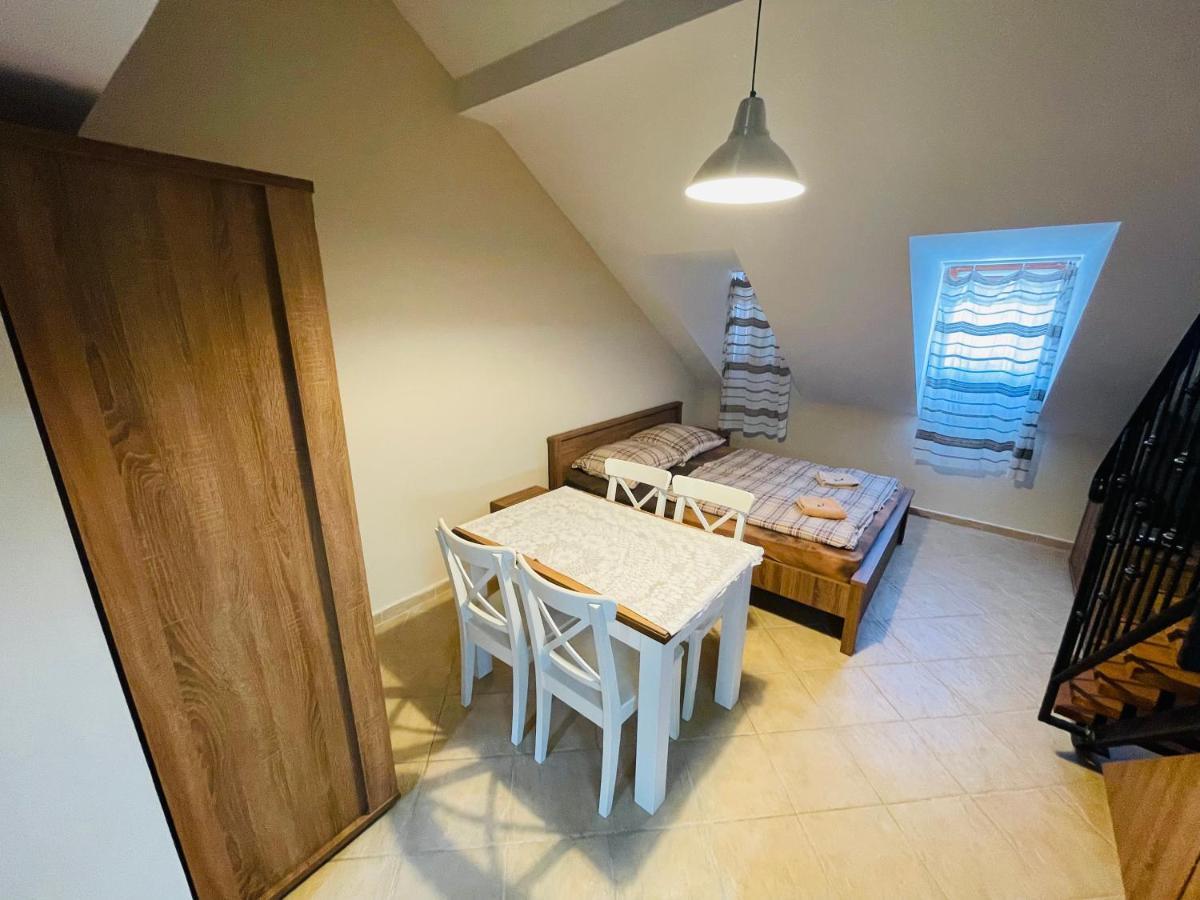 Marcell Apartman Jula Exterior foto